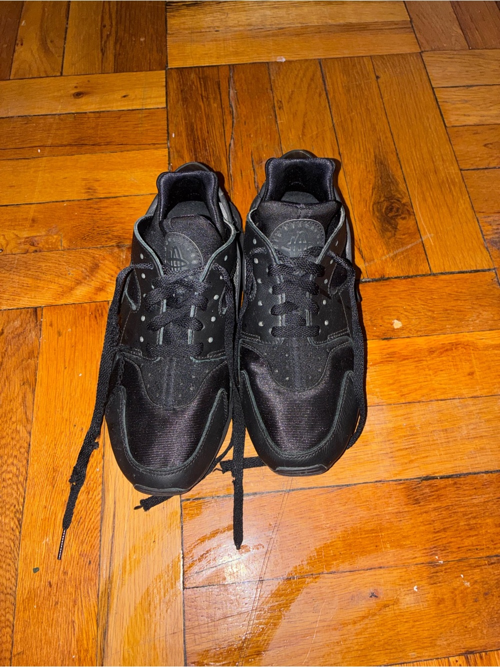 Nike Air Huarache Triple Black – Size 8